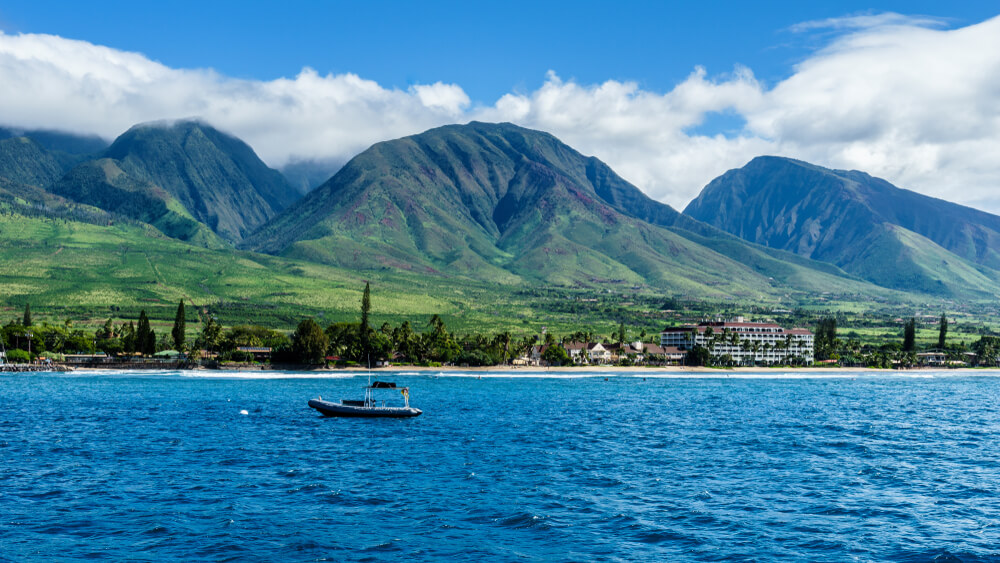 Landscape photo of the mountains in Maui