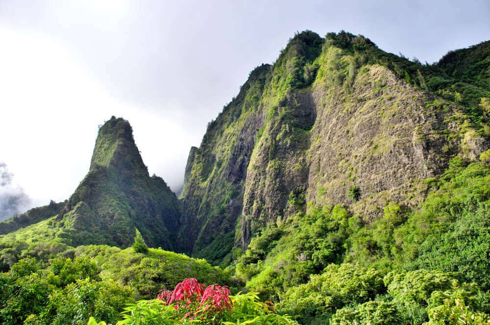 Photo of the Needle in Iao Valley on one of the West Maui hiking trails